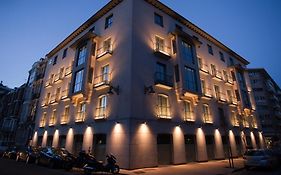 Nexus Valladolid Suites & Hotel